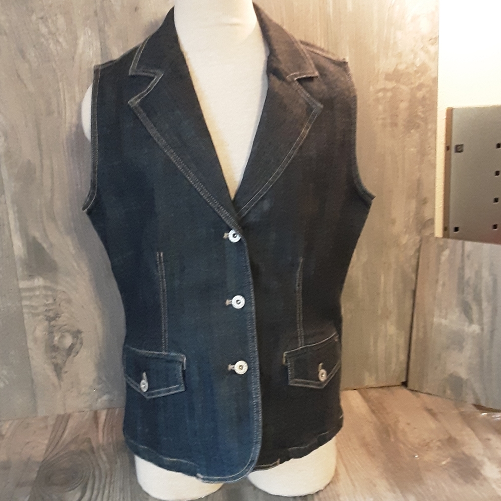 Chicos platinum jean vest